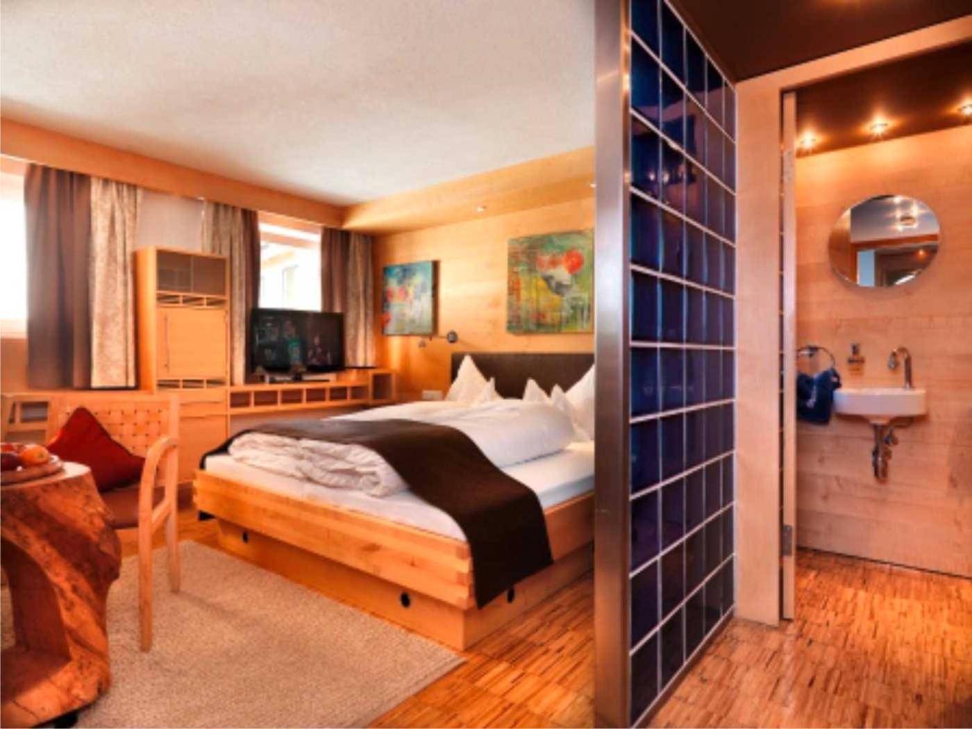 Goldener Adler - Im Sommer Silvretta Card Premium Inkludiert 4* Ischgl