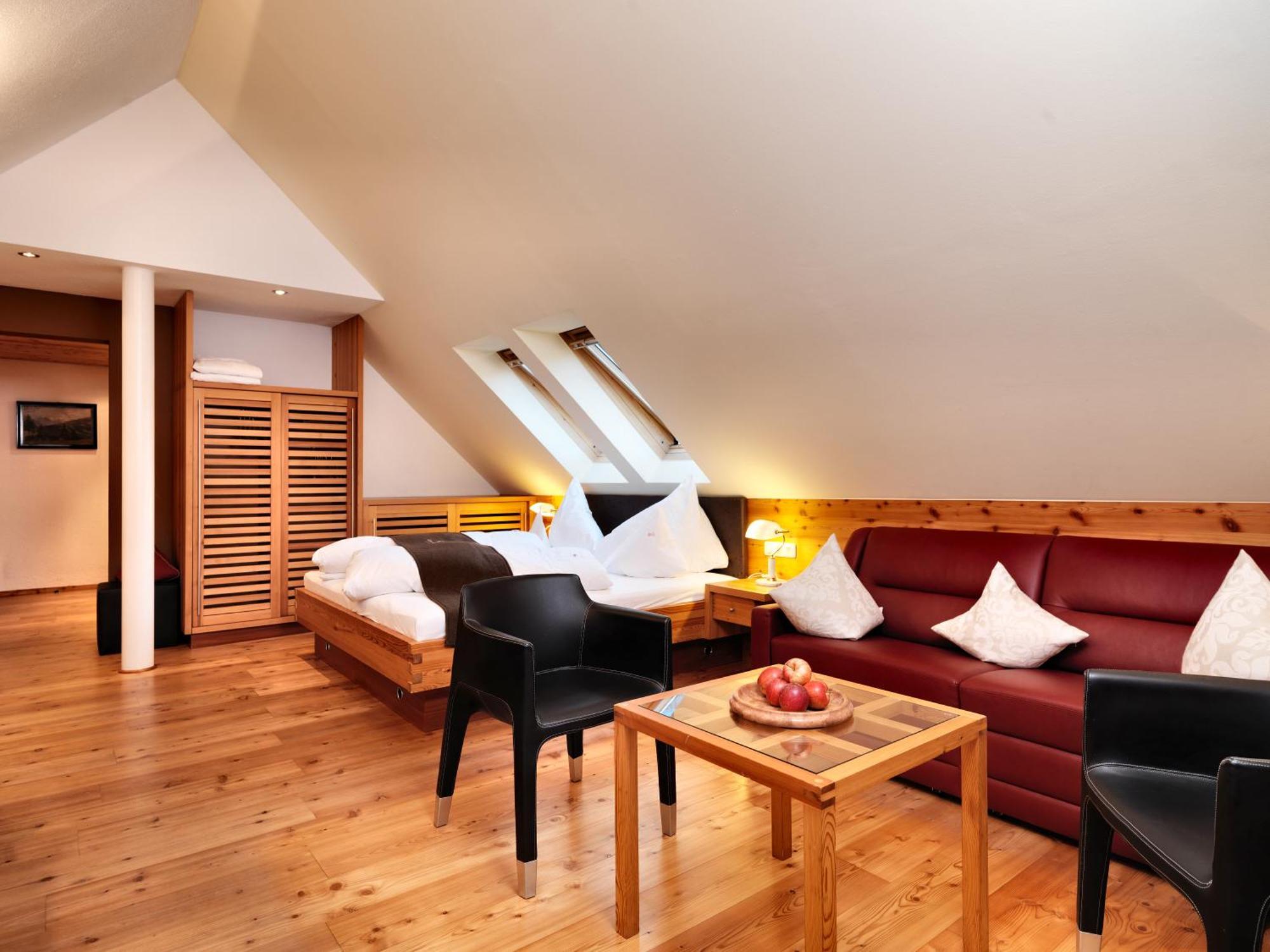 Goldener Adler - Im Sommer Silvretta Card Premium Inkludiert
