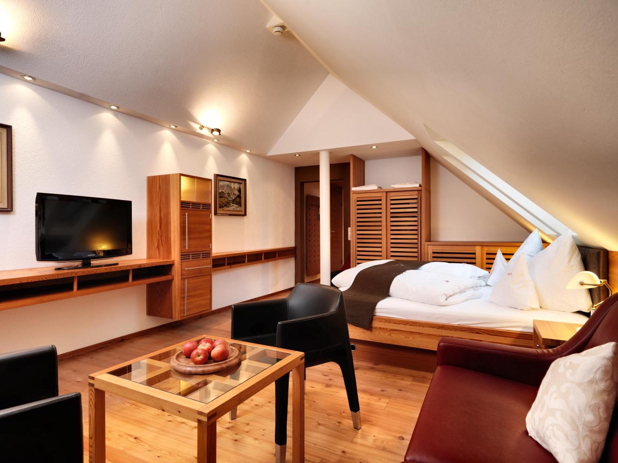 Hotel Goldener Adler - Im Sommer Silvretta Card Premium Inkludiert