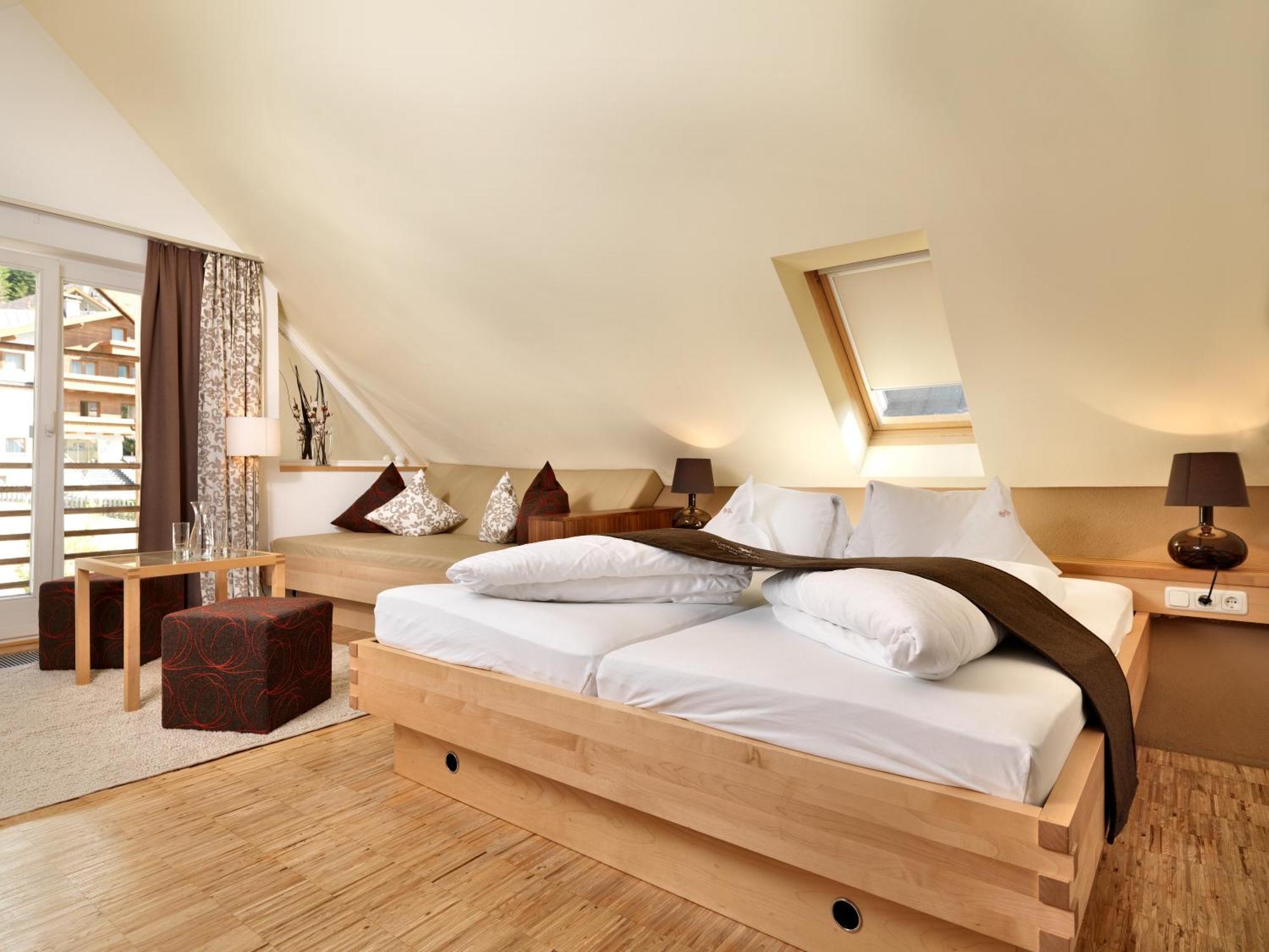 Hotel Goldener Adler - Im Sommer Silvretta Card Premium Inkludiert