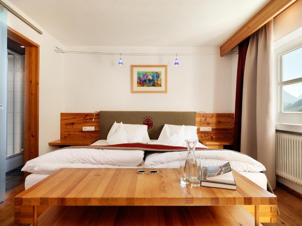 Goldener Adler - Im Sommer Silvretta Card Premium Inkludiert Hotel 4*