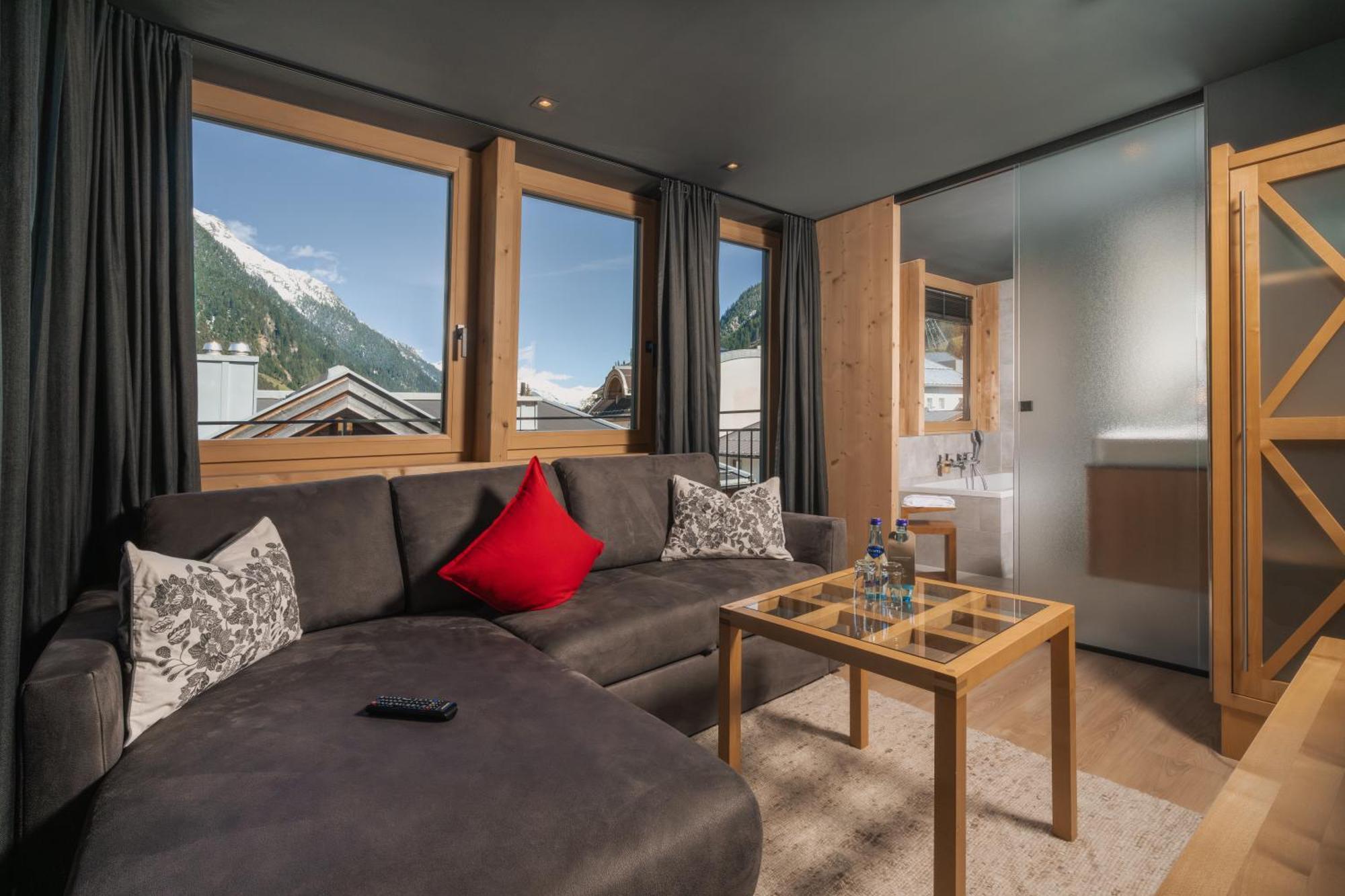 Hotel Goldener Adler 4*